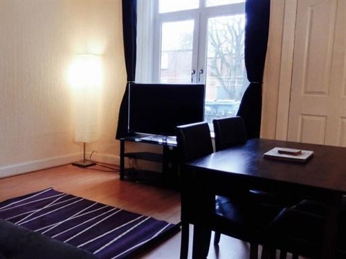 One Bedroom Apartment By Klass Living Serviced Accommodation Bellshill - Elmbank Street Apartment ภายนอก รูปภาพ